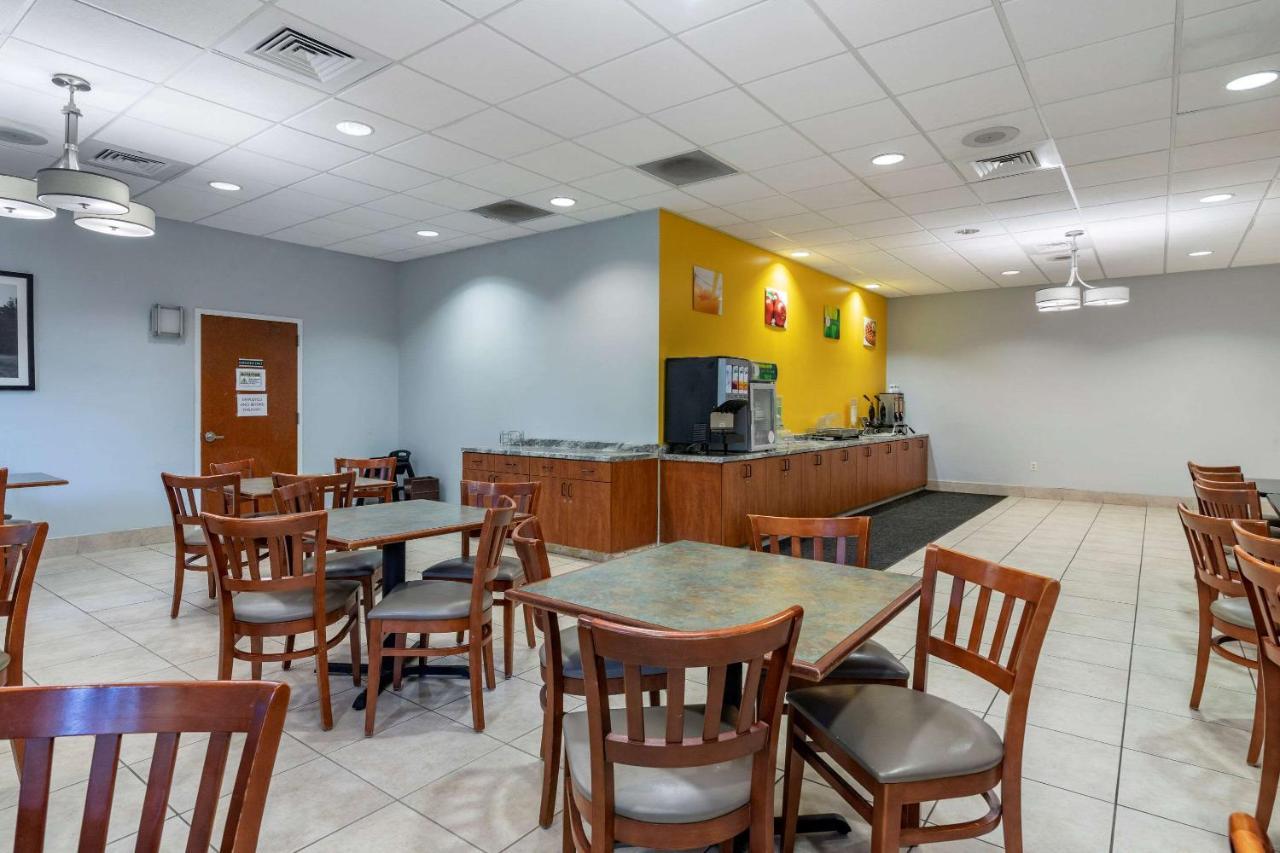 Quality Inn At Town Center Beaufort Εξωτερικό φωτογραφία