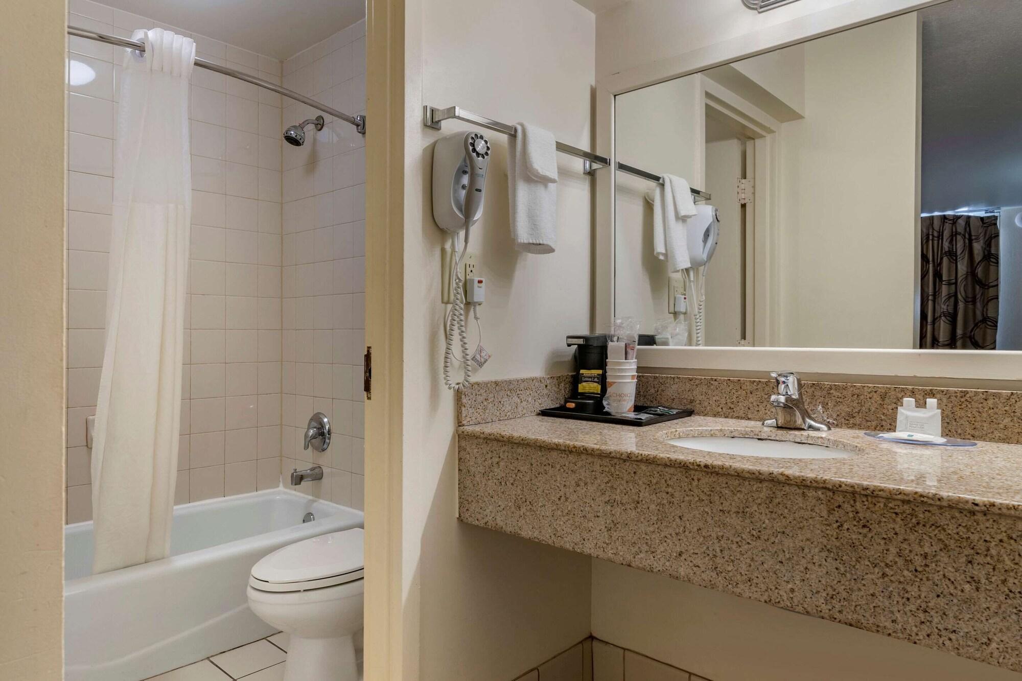 Quality Inn At Town Center Beaufort Εξωτερικό φωτογραφία