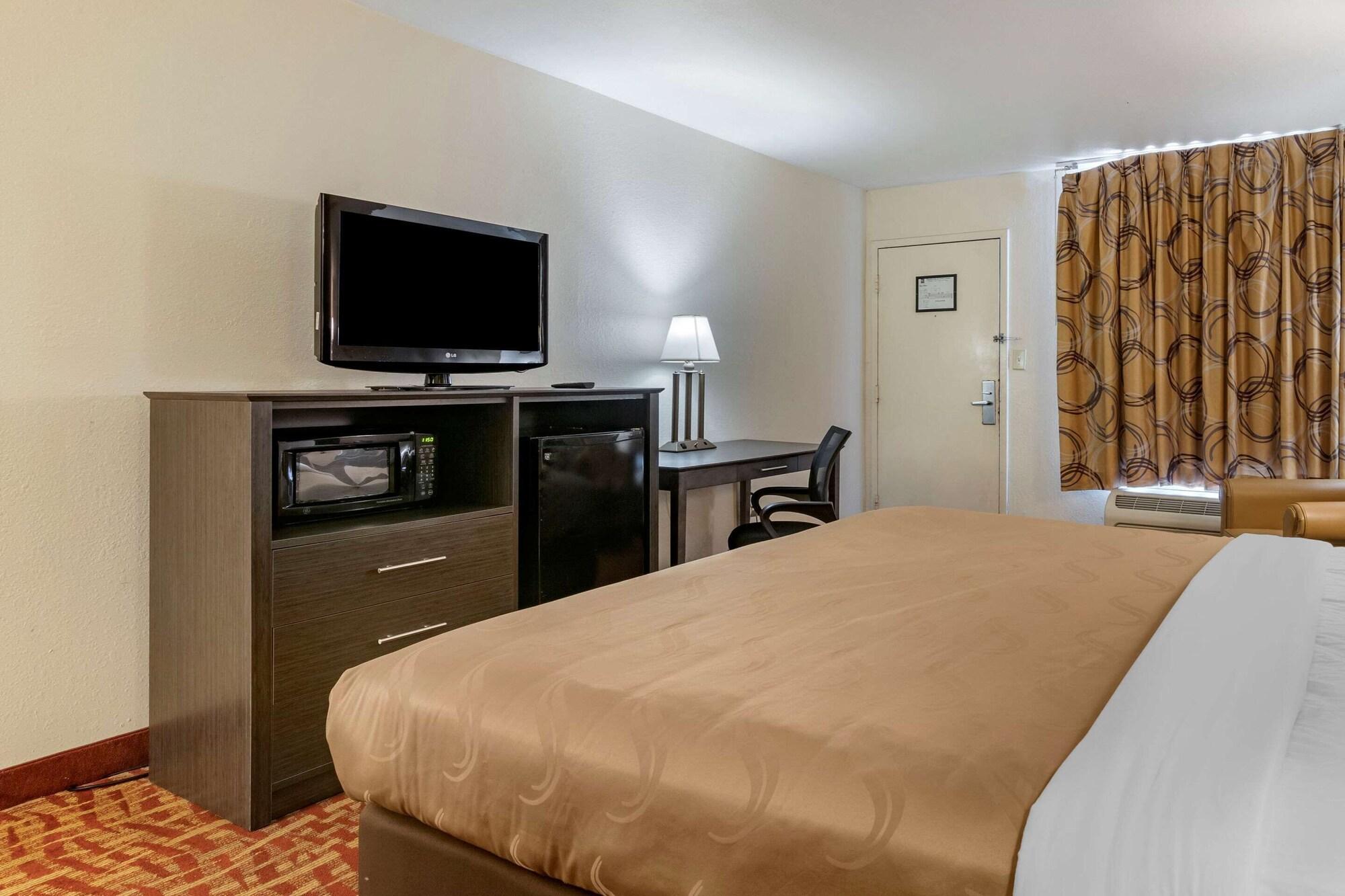 Quality Inn At Town Center Beaufort Εξωτερικό φωτογραφία